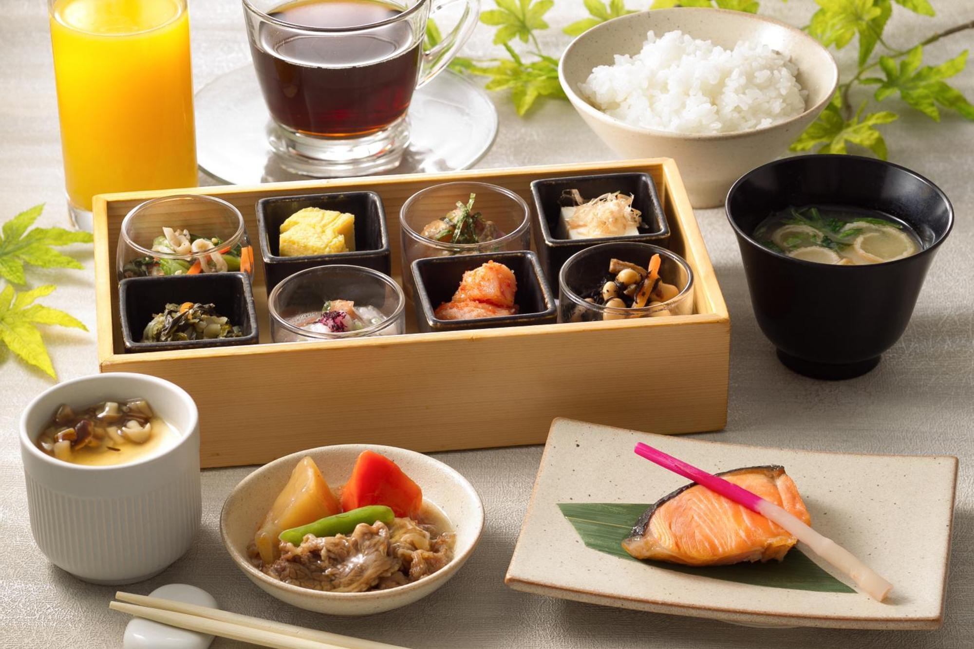 Miyako Hotel Hakata Fukuoka  Exteriör bild A Japanese breakfast